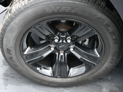 Used 2023 RAM 1500 Classic Warlock w/ Trailer Tow Group image 18