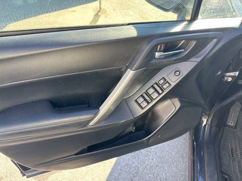 Used 2014 Subaru Forester 2.5i Limited w/ Popular Package #2 image 11