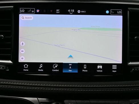 Used 2024 Chrysler Pacifica Limited w/ Uconnect Theater Family Group AWD/4WD image 21