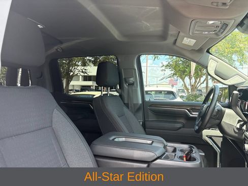 Used 2023 Chevrolet Silverado 1500 LT AWD/4WD image 25