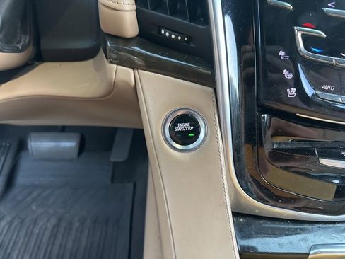 Used 2020 Cadillac Escalade ESV Platinum image 27