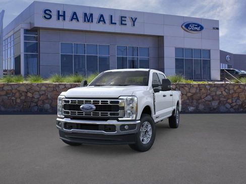 New 2026 Ford F250 XLT w/ FX4 Off-Road Package image 2