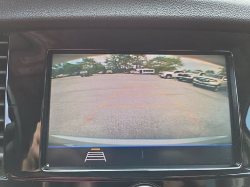 Certified 2022 Buick Encore Preferred w/ Safety Package AWD/4WD image 29