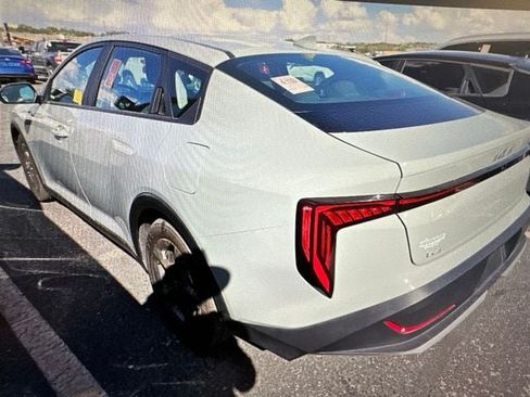 Used 2025 Kia K4 FWD image 10