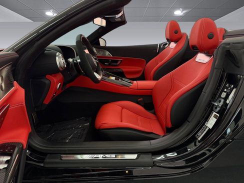 New 2025 Mercedes-Benz SL 63 AMG 4MATIC image 5