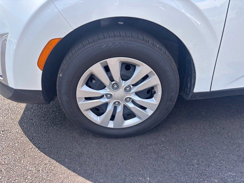 Certified 2024 Kia Soul LX FWD image 15