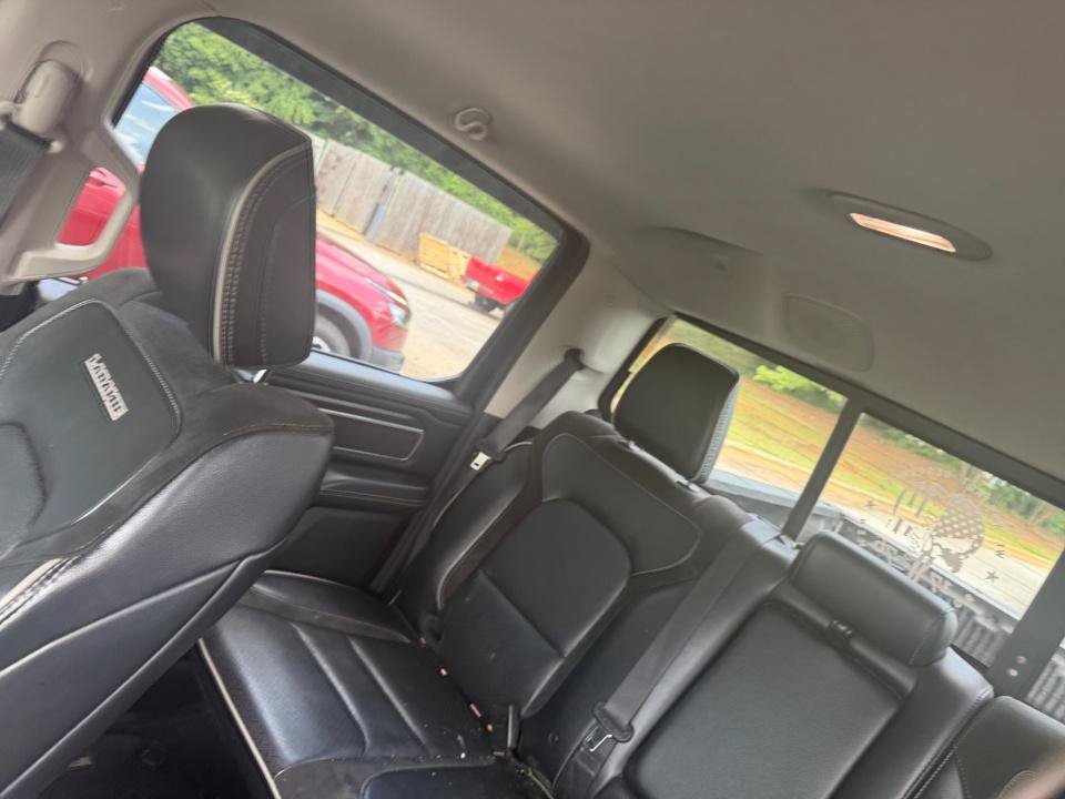 Used 2022 RAM 1500 Laramie AWD/4WD image 33