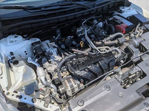 Used 2022 Nissan Altima 2.5 SR FWD image 21