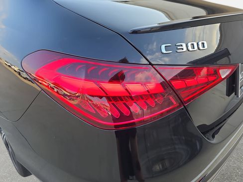 Used 2023 Mercedes-Benz C 300 Sedan image 33