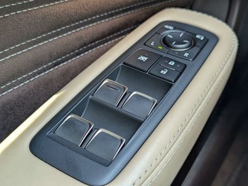 Used 2018 Lexus LS 500 w/ Interior Upgrade Package RWD image 22