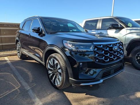 Used 2025 Ford Explorer Platinum w/ LUX Leather Package image 3