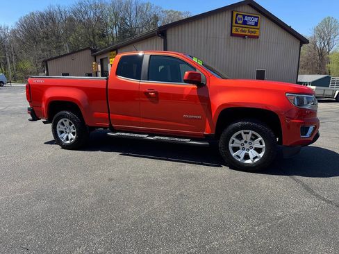 Used 2016 Chevrolet Colorado LT w/ LT Convenience Package image 9