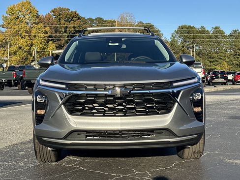 New 2026 Chevrolet Trax LT w/ Driver Confidence Package image 3