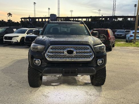 Used 2016 Toyota Tacoma SR5 w/ SR5 Appearance Package (SN) RWD image 3