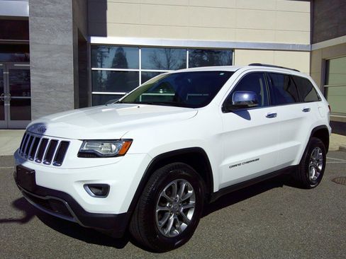 Used 2014 Jeep Grand Cherokee Limited w/ Luxury Group II image 4