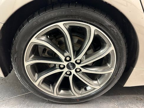 Used 2019 Lincoln MKZ Reserve w/ Reserve Plus Package image 36