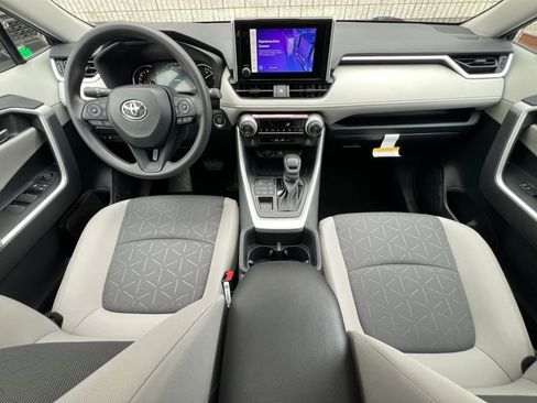 New 2025 Toyota RAV4 XLE image 20