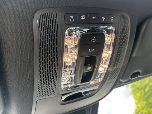 Certified 2025 Mercedes-Benz GLS 580 4MATIC image 33