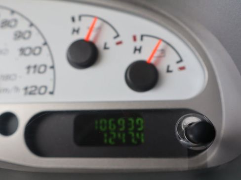 Used 2004 Ford Explorer Sport Trac XLS image 44