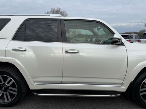 Used 2016 Toyota 4Runner Limited image 41