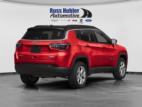 New 2026 Jeep Compass Limited AWD/4WD image 3