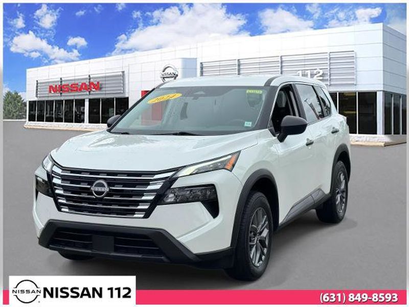 Certified 2024 Nissan Rogue S image 1