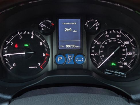 Used 2018 Lexus GX 460 Premium image 17