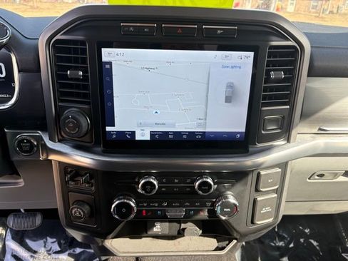 Used 2022 Ford F150 Lariat RWD image 19