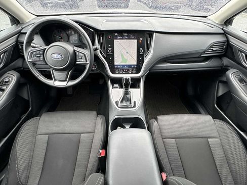 Used 2025 Subaru Outback Premium AWD/4WD image 21