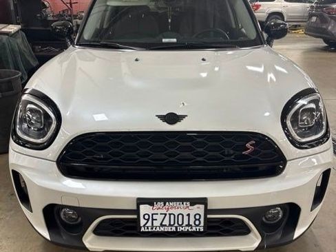 Used 2023 MINI Cooper Countryman S FWD image 3
