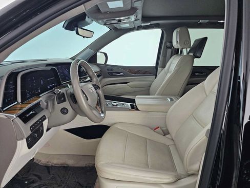 Used 2023 Cadillac Escalade Sport Platinum AWD/4WD image 23