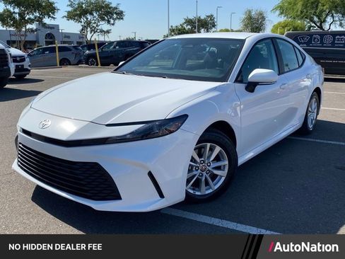 Certified 2026 Toyota Camry LE FWD image 1