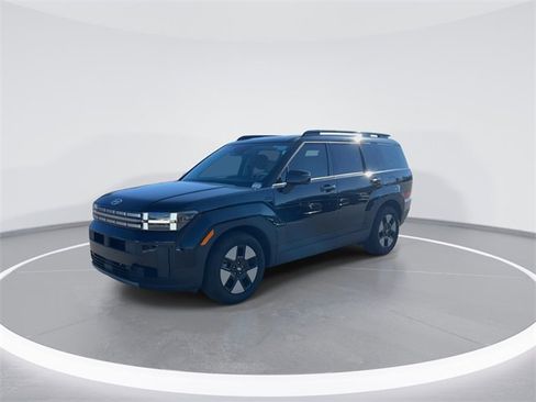 Used 2025 Hyundai Santa Fe SEL image 4