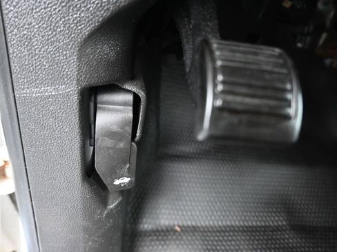 Used 2013 Chevrolet Silverado 3500 W/T image 26