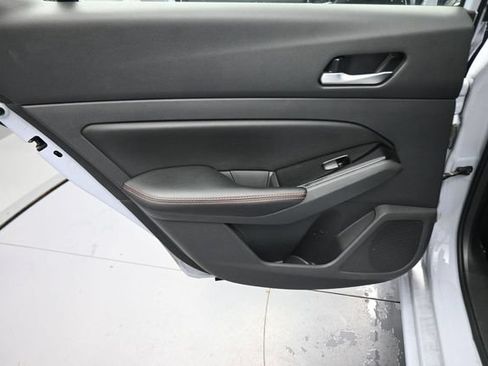 Used 2024 Nissan Altima 2.5 SR FWD image 18