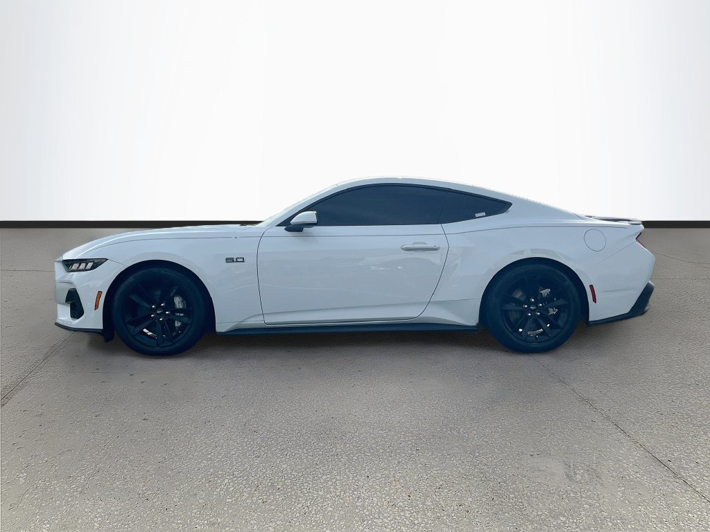 Used 2024 Ford Mustang GT RWD image 4