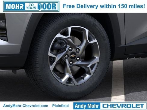 New 2026 Chevrolet Trax LT w/ Driver Confidence Package FWD image 11