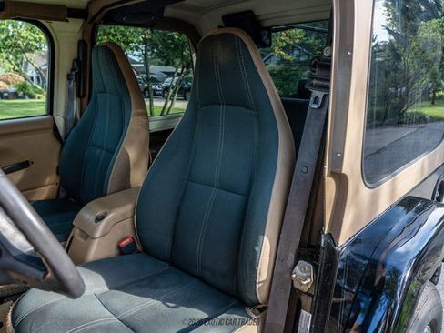 Used 2002 Jeep Wrangler Sahara AWD/4WD image 39