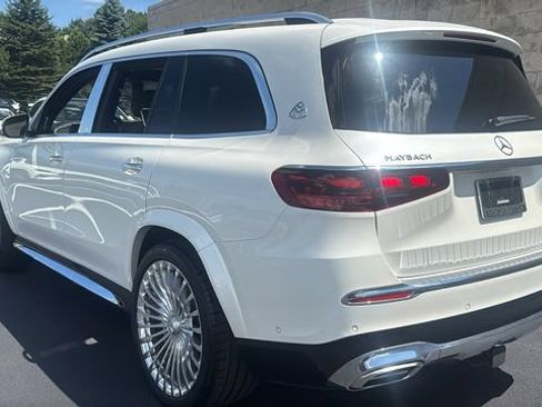 Certified 2024 Mercedes-Benz Maybach GLS 600 4MATIC image 6