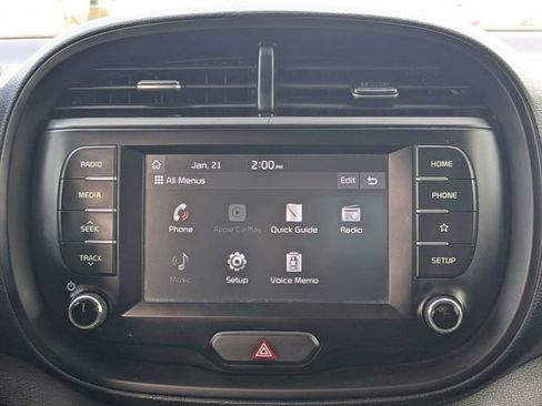 Used 2020 Kia Soul LX image 17