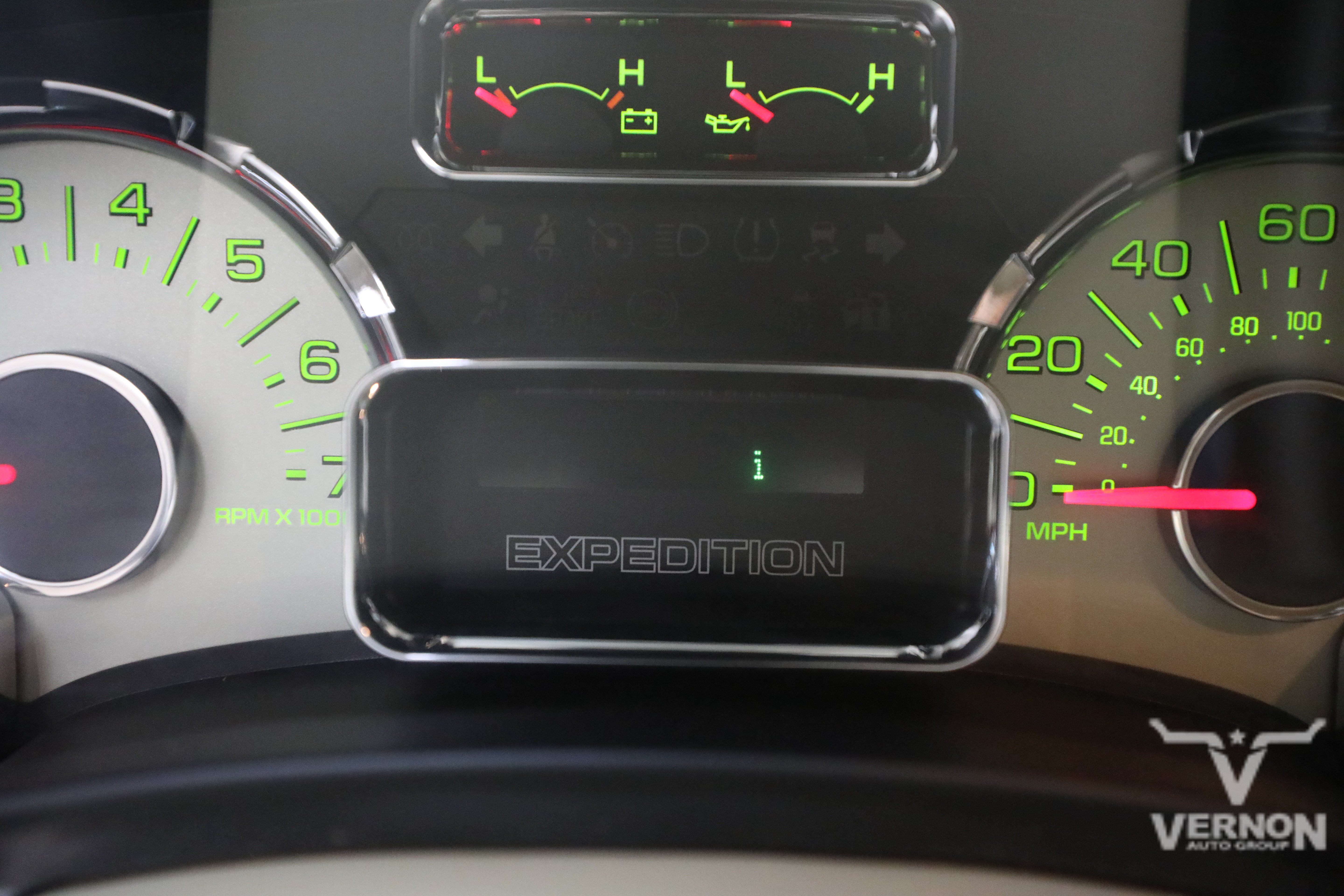 Used 2013 Ford Expedition XLT AWD/4WD image 9