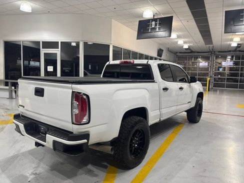 Used 2021 GMC Canyon AT4 w/ Driver Alert Package AWD/4WD image 8