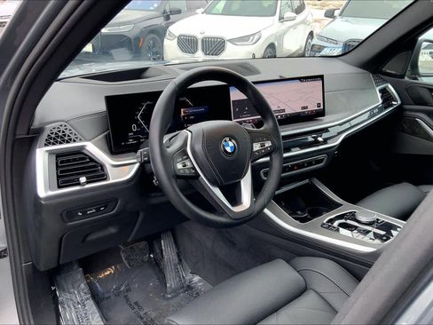 Used 2024 BMW X5 xDrive40i w/ Premium Package image 18