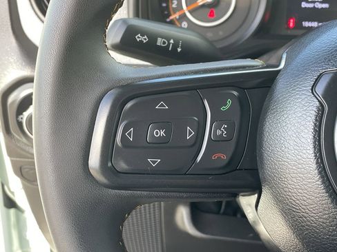 Used 2024 Jeep Wrangler Willys image 28