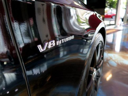 Used 2014 Mercedes-Benz S 63 AMG 4MATIC Sedan image 46