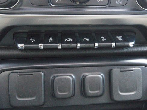Used 2015 Chevrolet Silverado 2500 LTZ w/ Duramax Plus Package AWD/4WD image 29