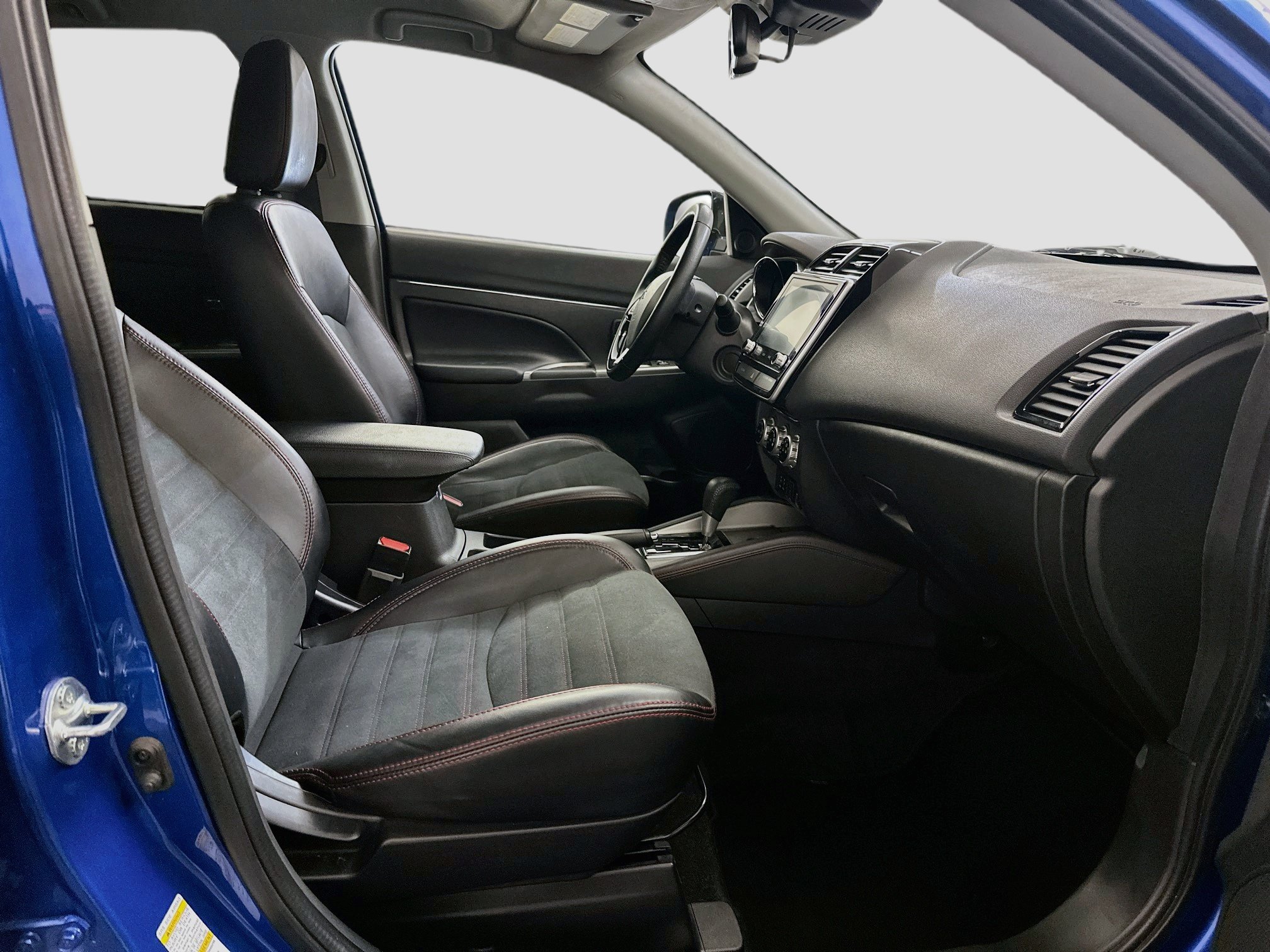 Used 2024 Mitsubishi Outlander Sport AWD image 31