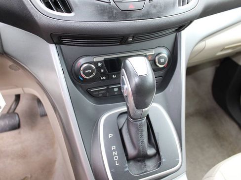 Used 2013 Ford C-MAX SE FWD image 16