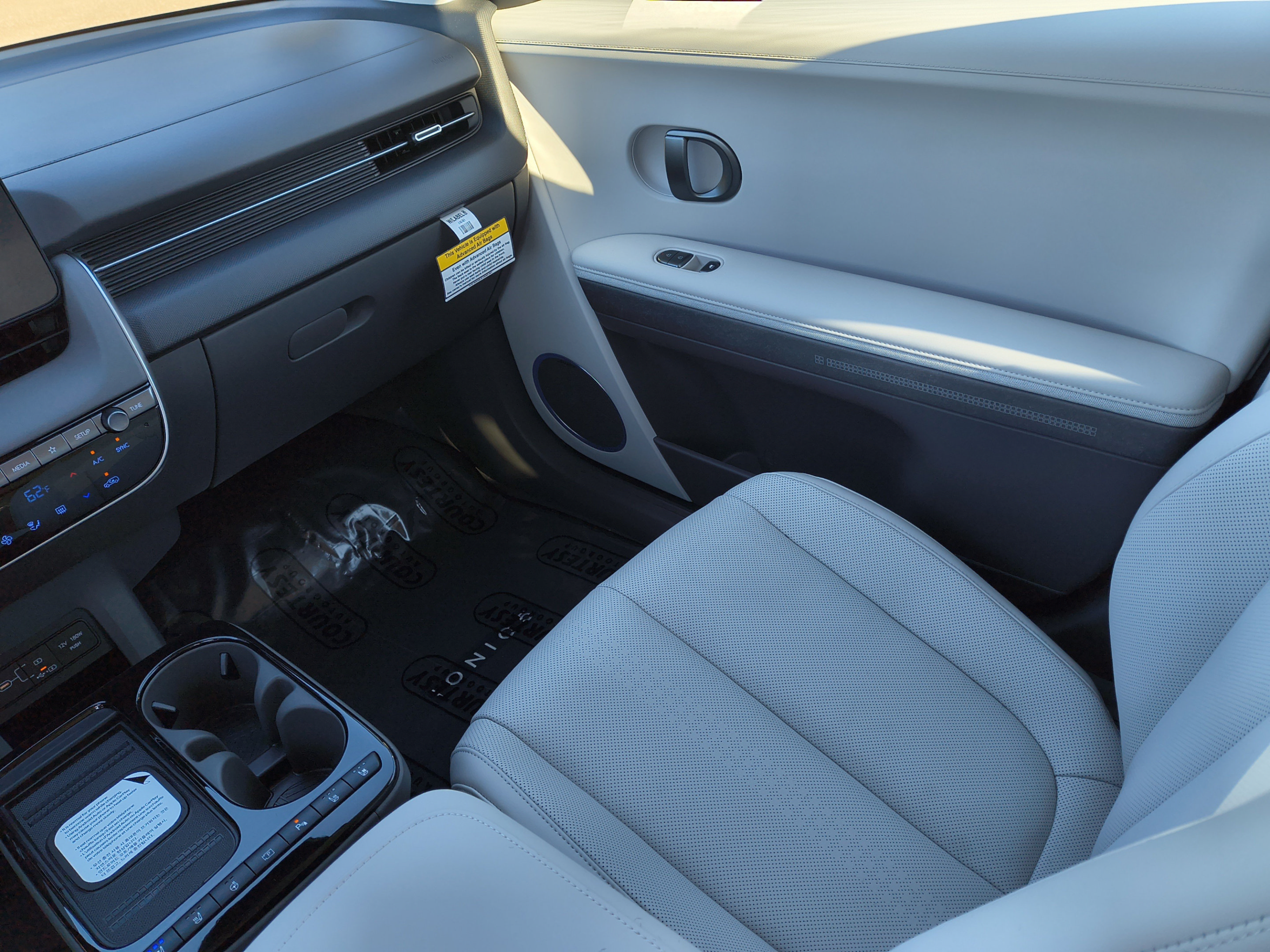 New 2027 Hyundai Ioniq 5 Limited RWD image 12
