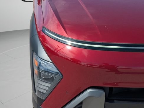 Used 2024 Hyundai Kona Limited FWD image 10
